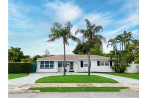 2007 Northridge Rd, Delray Beach, FL 33444 - MLS#F10528176
