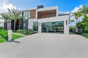 2880 28th Street, Fort Lauderdale, FL 33306 - MLS#F10528177