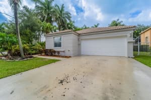6359 Stonehurst Cir, Lake Worth, FL 33467 Sold 11/10/25