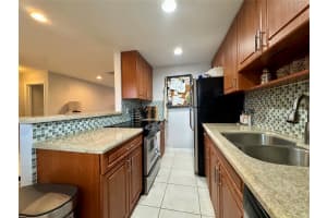 2801 NE 33rd Ct 206, Fort Lauderdale, FL 33306 - MLS#F10528288