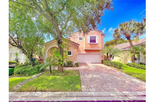 2132 NW 75th Way, Pembroke Pines, FL 33024 - MLS#F10528335