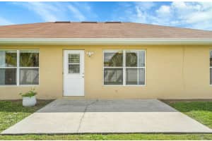 886 SE Proctor Ln, Port Saint Lucie, FL 34983 Sold 11/03/25