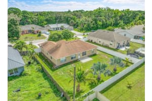 886 SE Proctor Ln, Port Saint Lucie, FL 34983 Sold 11/03/25