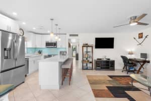 189 Brittany D 189, Delray Beach, FL 33446 - MLS#F10528359
