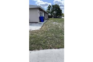 901 SW 78th Ave, North Lauderdale, FL 33068 - MLS#F10528363
