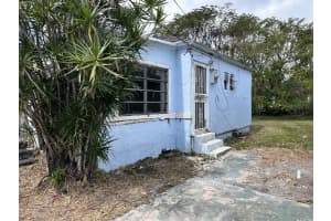 2161 50th Street, Miami, FL 33142 - MLS#F10528367