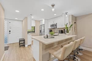 4132 S Carambola Cir S F206, Coconut Creek, FL 33066 - MLS#F10528374