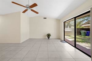 9637 NW 15th Ct, Pembroke Pines, FL 33024 - MLS#F10528381