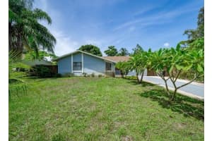 5041 Woodland Dr, Delray Beach, FL 33484 - MLS#F10528392