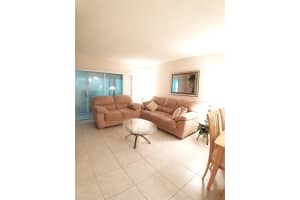 4700 Washington St 108, Hollywood