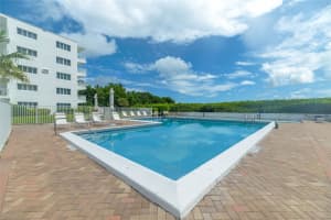 33 Ocean Ave, Palm Beach Shores, FL 33404 - MLS#F10528405