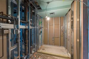 33 Ocean Ave, Palm Beach Shores, FL 33404 - MLS#F10528405