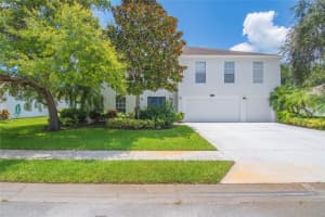 5947 Ridge Lake Cir, Vero Beach, FL 32967 - MLS#F10528411