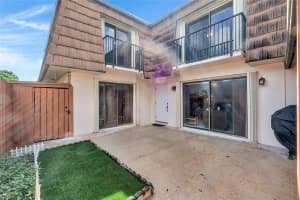 9104 SW 19 Place A, Davie, FL 33324 Sold 12/03/25