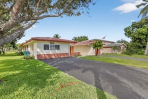 10071 36th Street, Coral Springs, FL 33065 - MLS#F10528443