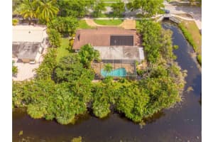 1701 SW 75th Ter, Plantation, FL 33317 - MLS#F10528450