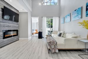 1231 Hayes Street, Hollywood, FL 33019 - MLS#F10528472