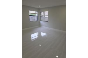 6701 W Wedgewood Ave, Davie, FL 33331 - MLS#F10528474