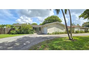 10253 Sw 50th St, Cooper City