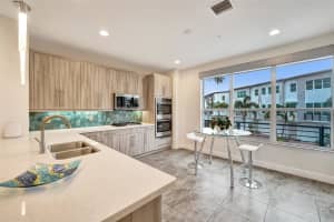 2900 NE 12th Ter 19, Oakland Park, FL 33334 - MLS#F10528513