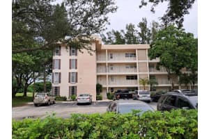3051 S Palm Aire Dr 110, Pompano Beach, FL 33069 - MLS#F10528515