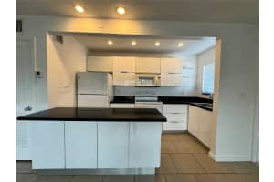 2830 NE 30th Pl 4, Fort Lauderdale, FL 33306 Sold 02/13/26