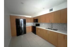 7000 NW 186th St, Hialeah, FL 33015 - MLS#F10528538