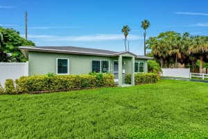 519 NW 48th St, Oakland Park, FL 33309 Sold 12/05/25