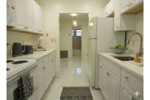 348 Federal Highway, Dania Beach, FL 33004 - MLS#F10528562