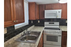 1501 Crescent Cir E43, West Palm Beach, FL 33403 Sold 11/18/25