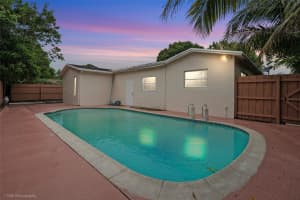 4971 SW 7th Ct, Margate, FL 33068 - MLS#F10528583