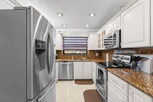 9119 Limetree Lane, Pembroke Pines, FL 33024 - MLS#F10528594