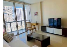 495 Brickell Ave 2106, Miami