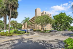 4570 NW 18th Ave 604, Deerfield Beach, FL 33064 - MLS#F10528610