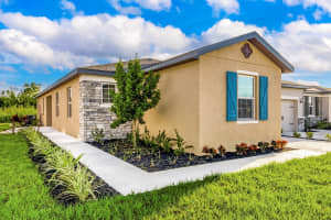 5401 Gladness Court, Fort Pierce, FL 34947 - MLS#F10528656