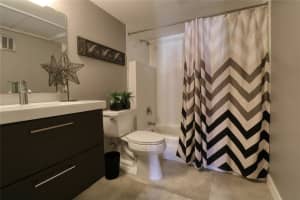 124 NE 19th Ct B-204, Wilton Manors, FL 33305 - MLS#F10528662