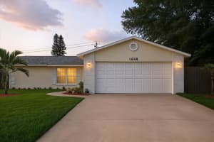 1588 W Powder Horn Road, Titusville