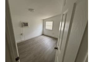 701 N J ST B, Lake Worth Beach, FL 33460 - MLS#F10528683