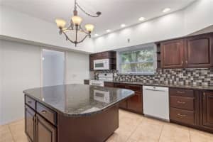 960 48th, Vero Beach, FL 32966 - MLS#F10528699