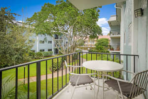 3002 NE 5th Ter 215B, Wilton Manors, FL 33334 - MLS#F10528704