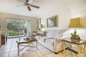 3002 NE 5th Ter 215B, Wilton Manors, FL 33334 Sold 11/20/25