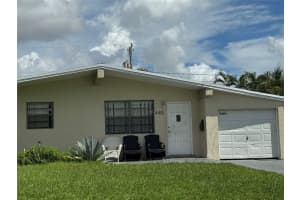 4401 NW 33rd St, Lauderdale Lakes, FL 33319 - MLS#F10528751