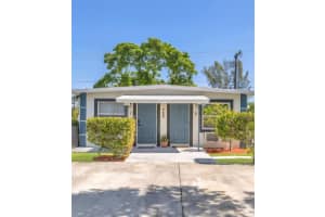 750 NW 17th Ter 1, Pompano Beach, FL 33069 - MLS#F10528768