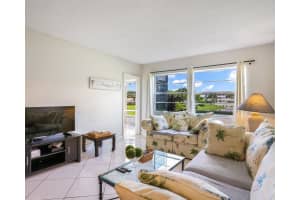 4705 NW 35th St 411, Lauderdale Lakes, FL 33319 - MLS#F10528774