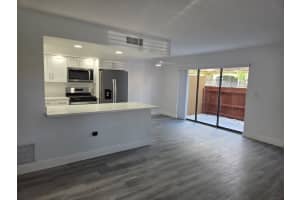 2917 W Missionwood Ln C-ii, Miramar
