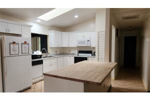 2249 SE Melaleuca Blvd, Port Saint Lucie, FL 34952 - MLS#F10528794