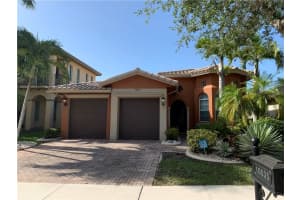 10635 Nw 83rd Ct, Parkland