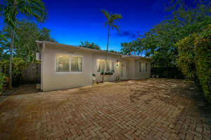 1420 NE 15th Ave, Fort Lauderdale, FL 33304 - MLS#F10528823
