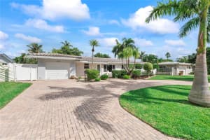 1009 SE 10th Ct, Deerfield Beach, FL 33441 - MLS#F10528830