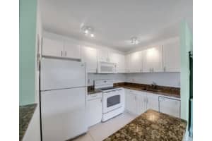 223 Flanders E E, Delray Beach, FL 33484 - MLS#F10528842